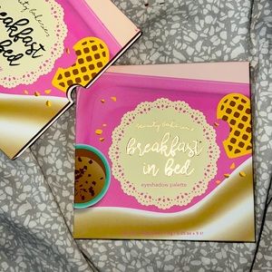 “breakfast in bed” eyeshadow palette by beauty bakerie